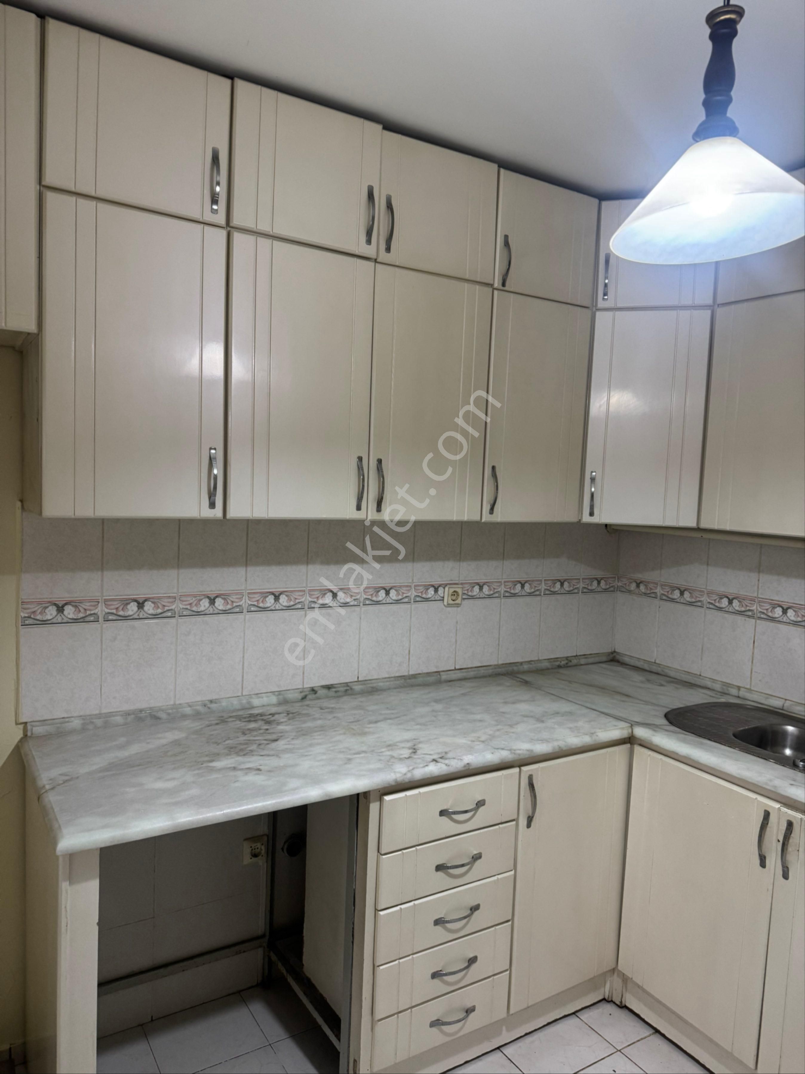 Kuyumcular Sokağına Yakın 1. Kat 160m2 3+1 Daire - Görsel 21