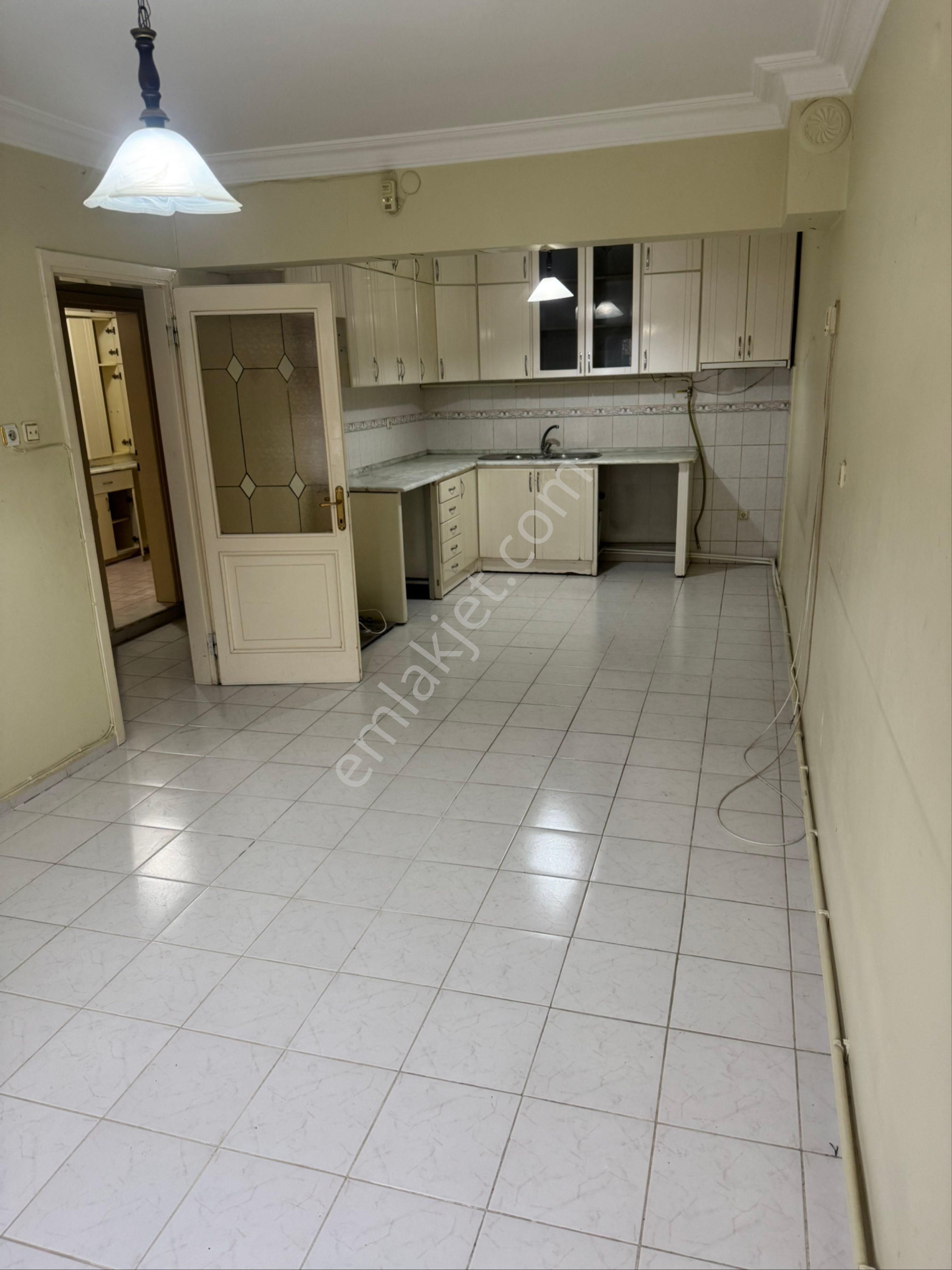 Kuyumcular Sokağına Yakın 1. Kat 160m2 3+1 Daire - Görsel 20