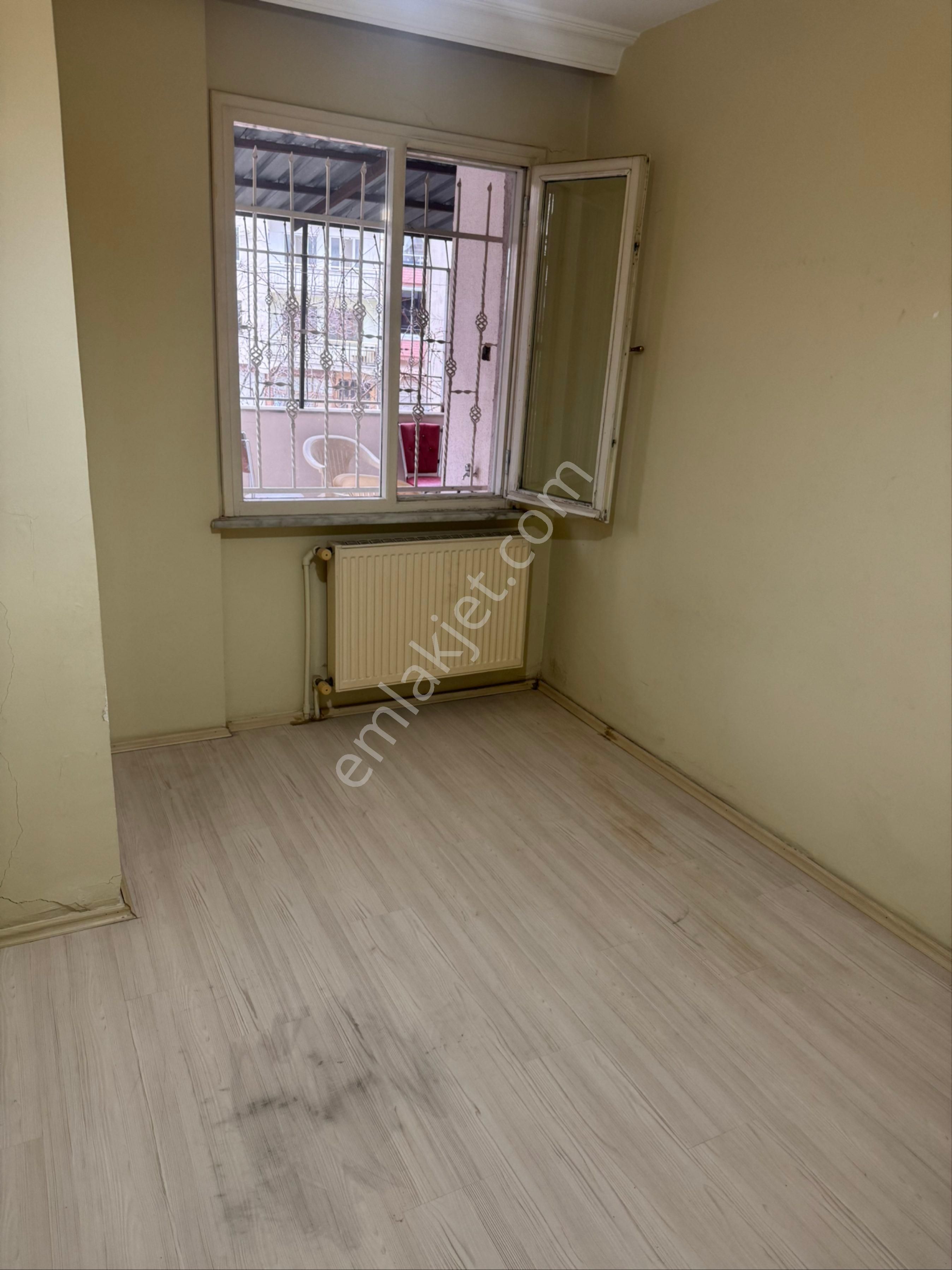 Kuyumcular Sokağına Yakın 1. Kat 160m2 3+1 Daire - Görsel 15