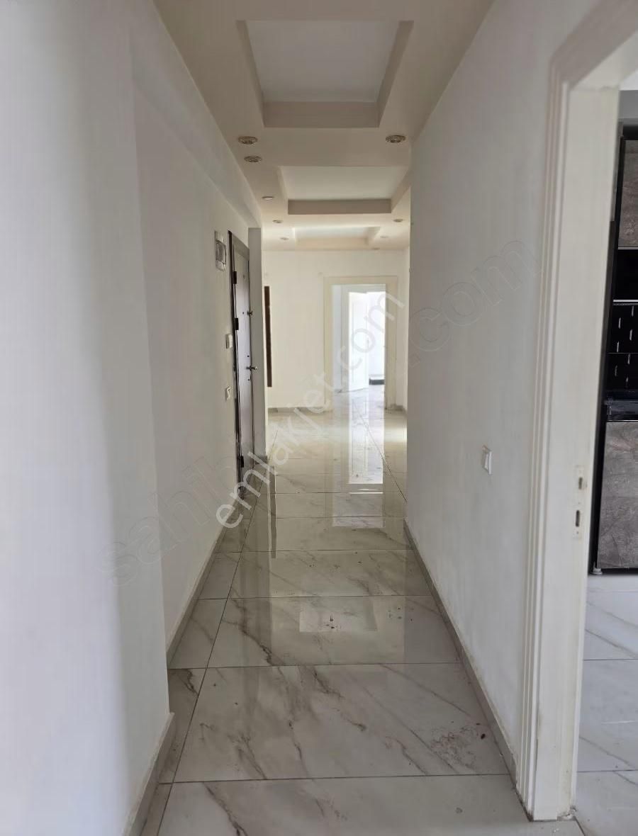 Eski Mezitli Belediyesi Karşısı Kiralık Daire - Görsel 7