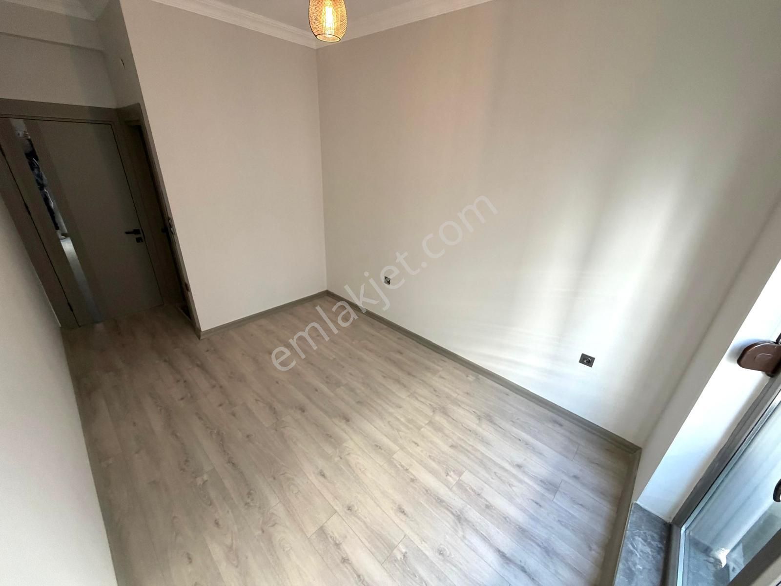 🏡 Referans'tan Altınkum'da Modern Tasarımlı Ebeveyn Banyolu Geniş Balkonlu 2+1 Dair - Görsel 11