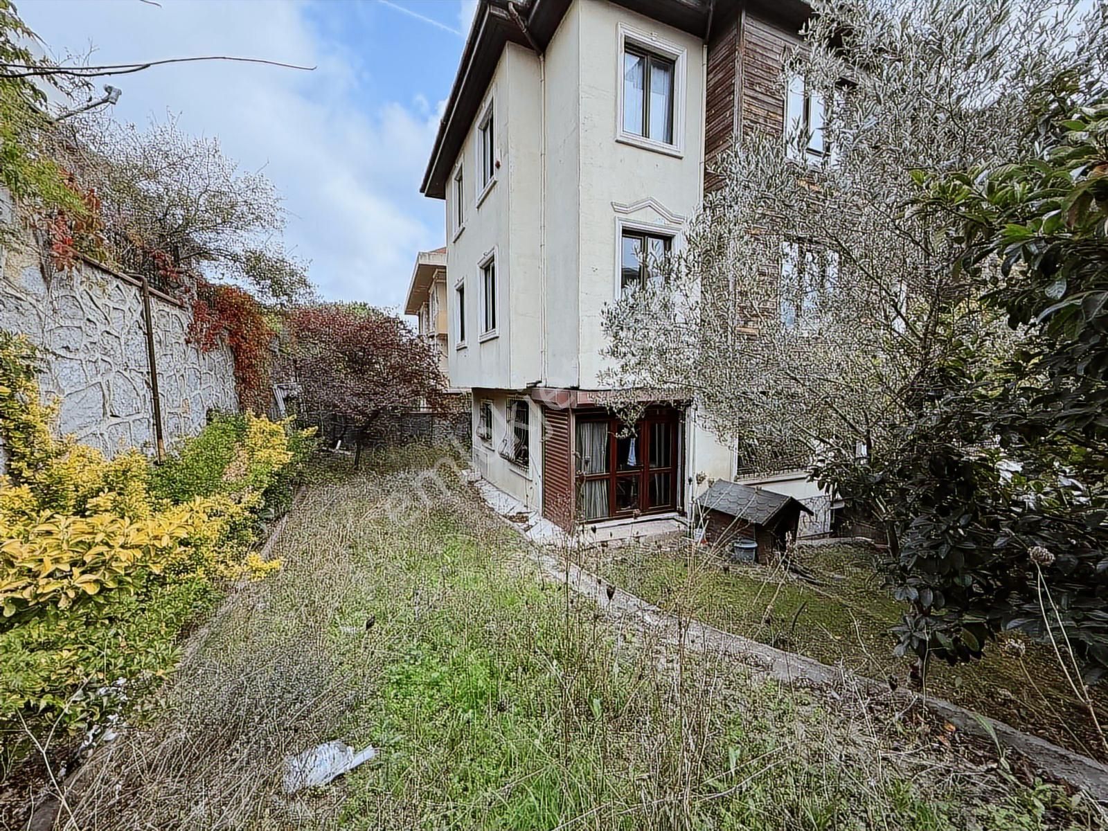 Çengelköyde 4+1 Tripleks Satılık Villa - Görsel 18