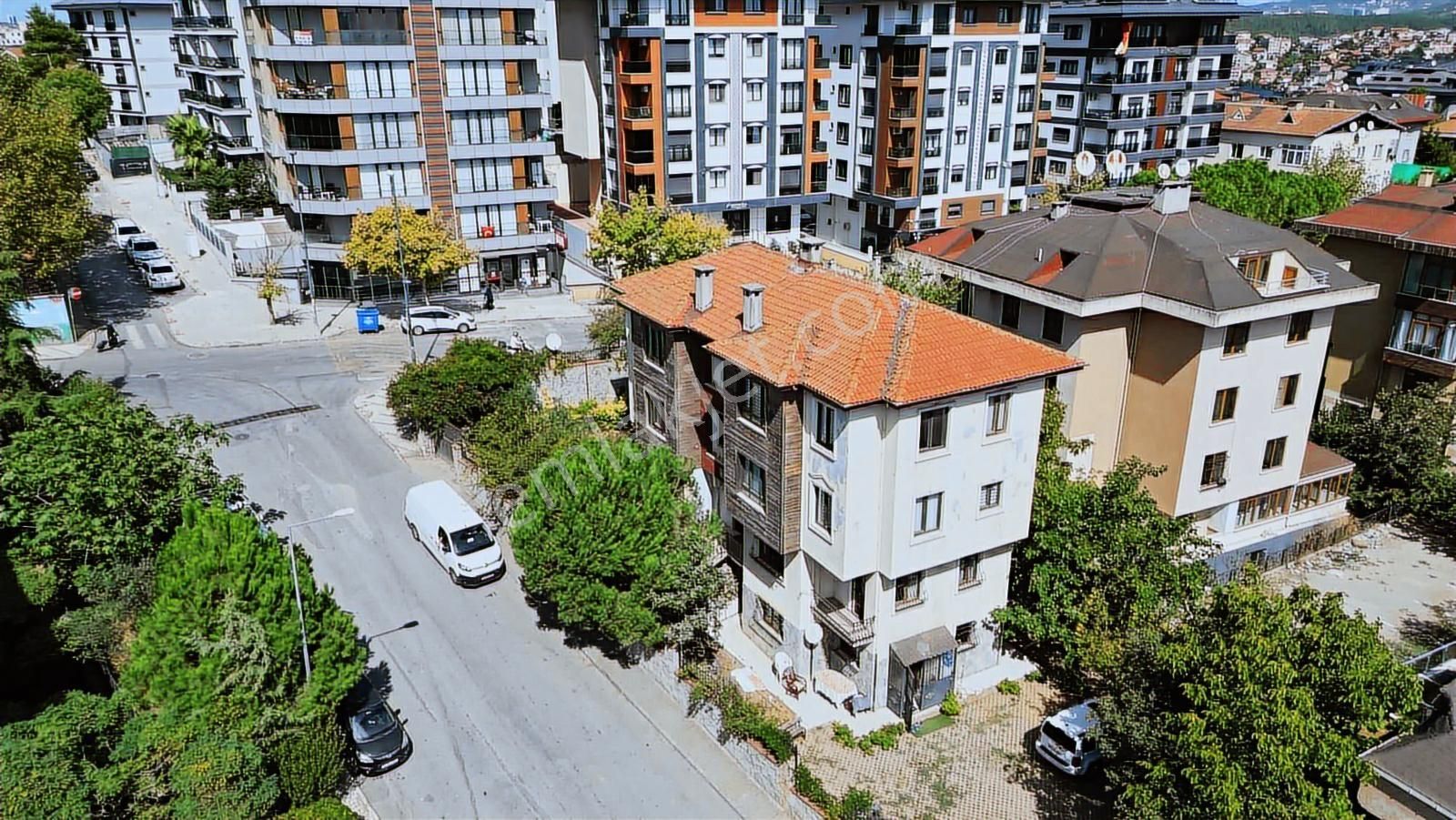 Çengelköyde 4+1 Tripleks Satılık Villa - Görsel 23