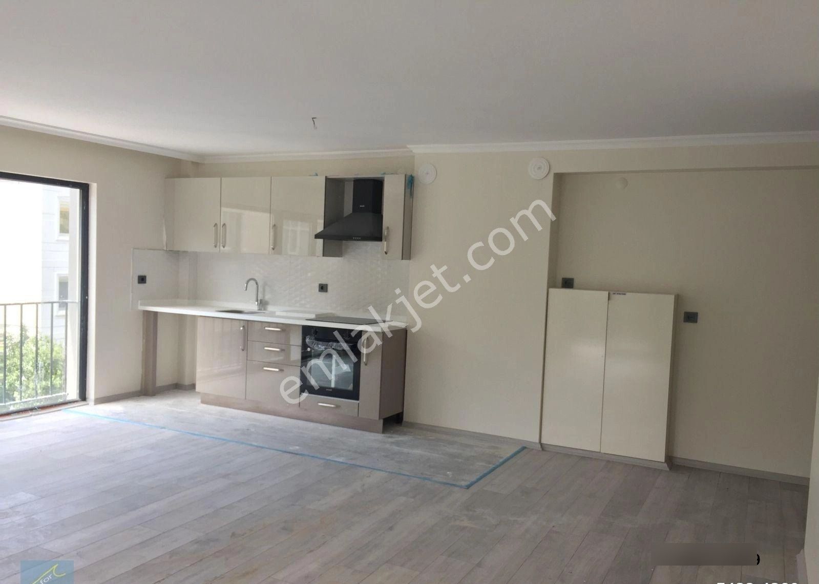 For'dan Şili Meydanı Yakını Güneş Sokakta 3.kat Ön 2+1 Yeni Binada