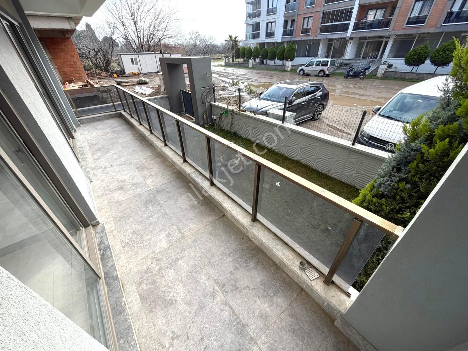 🏡 Referans'tan Altınkum'da Modern Tasarımlı Ebeveyn Banyolu Ön Cephe Ayrı Mutfak 2+1 Daire - Görsel 7