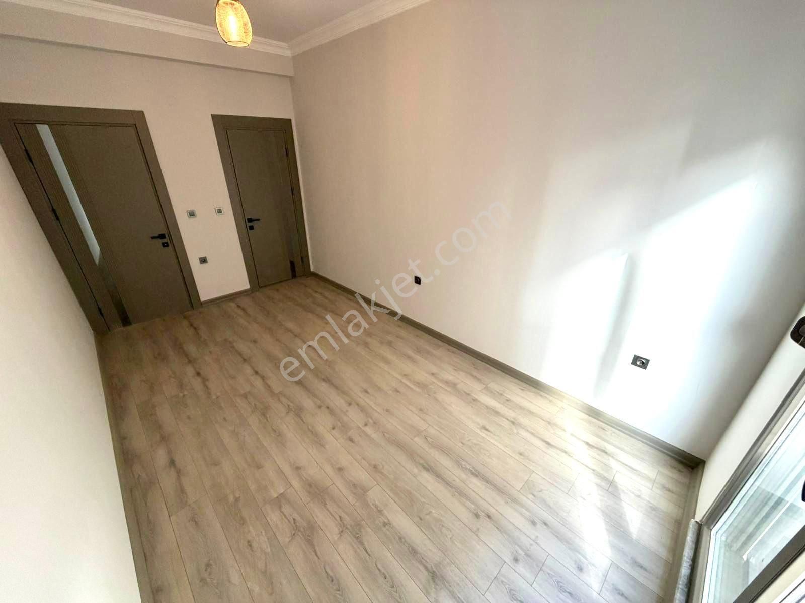 🏡 Referans'tan Altınkum'da Modern Tasarımlı Ebeveyn Banyolu Ön Cephe Ayrı Mutfak 2+1 Daire - Görsel 15