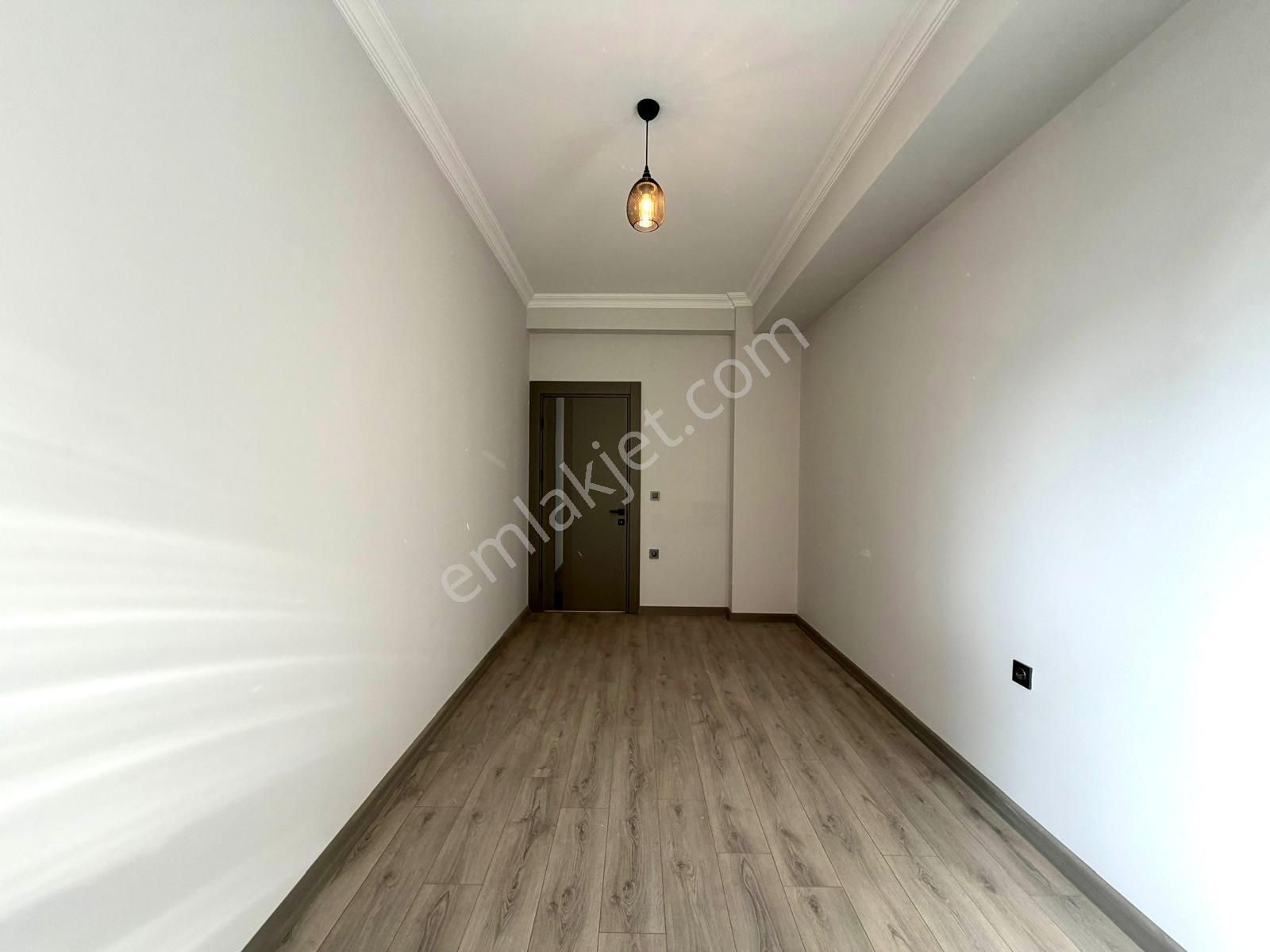 🏡 Referans'tan Altınkum'da Modern Tasarımlı Ebeveyn Banyolu Ön Cephe Ayrı Mutfak 2+1 Daire - Görsel 11