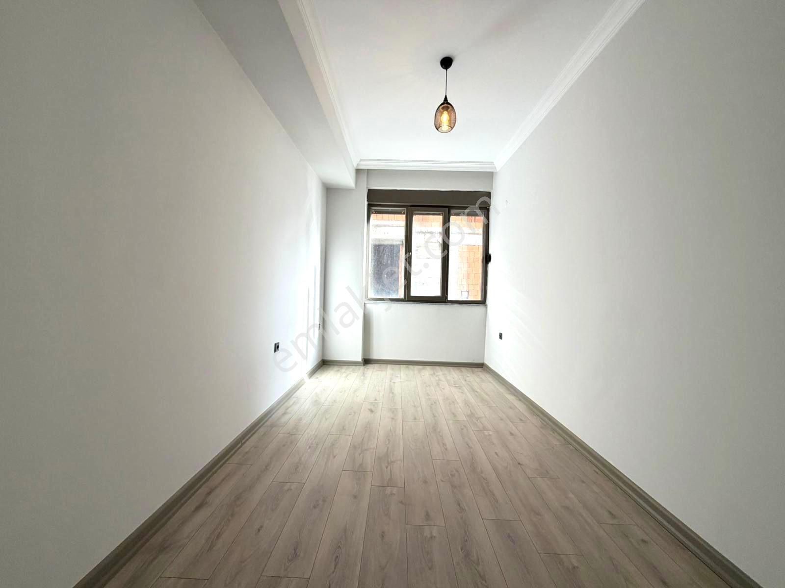 🏡 Referans'tan Altınkum'da Modern Tasarımlı Ebeveyn Banyolu Ön Cephe Ayrı Mutfak 2+1 Daire - Görsel 3