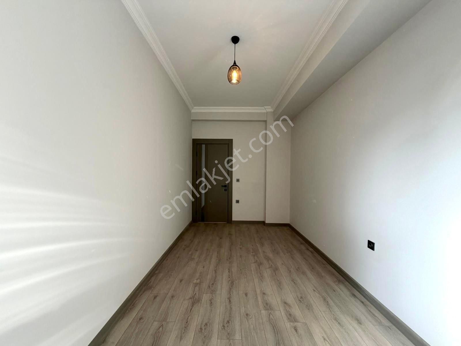 🏡 Referans'tan Altınkum'da Modern Tasarımlı Ebeveyn Banyolu Ön Cephe Ayrı Mutfak 2+1 Daire - Görsel 12