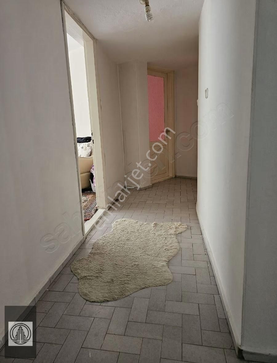 İstiklal Caddesi Üzerinde 3+1 Asansörlü 175 M² Satılık - Görsel 3