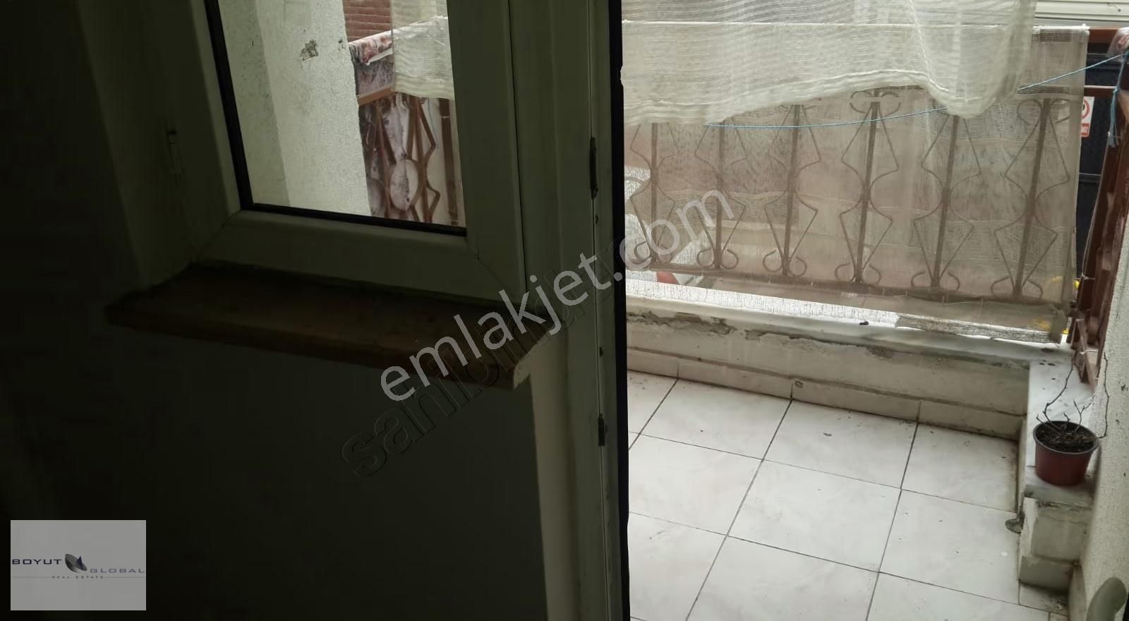 Boyut Global'den Sakarya Caddesi Yakını Kombili Baklonlu 3+1 - Görsel 9