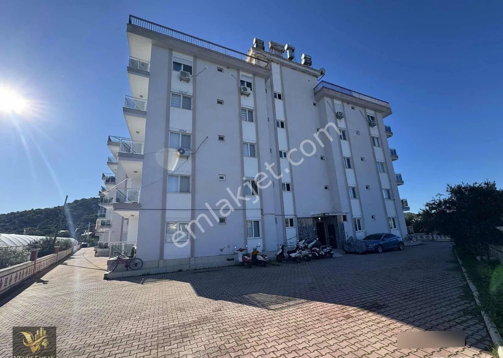 Zümrütkaya Emlak Demreden D-400 Karayolunda Satılık Daire - Görsel 9