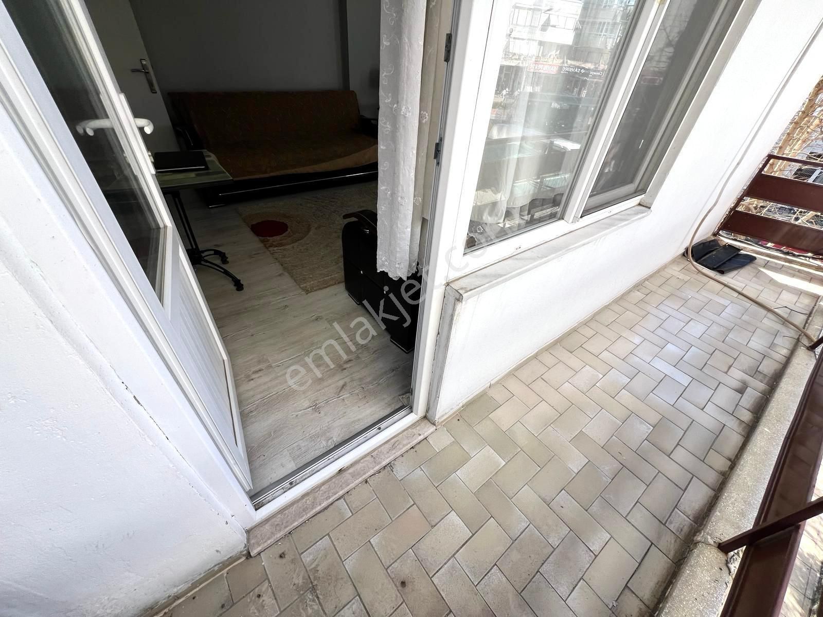 🏡 Referans'tan Akçay Merkez'de Denize 300 Mt Ayrı Mutfak 2+1 Daire - Görsel 10