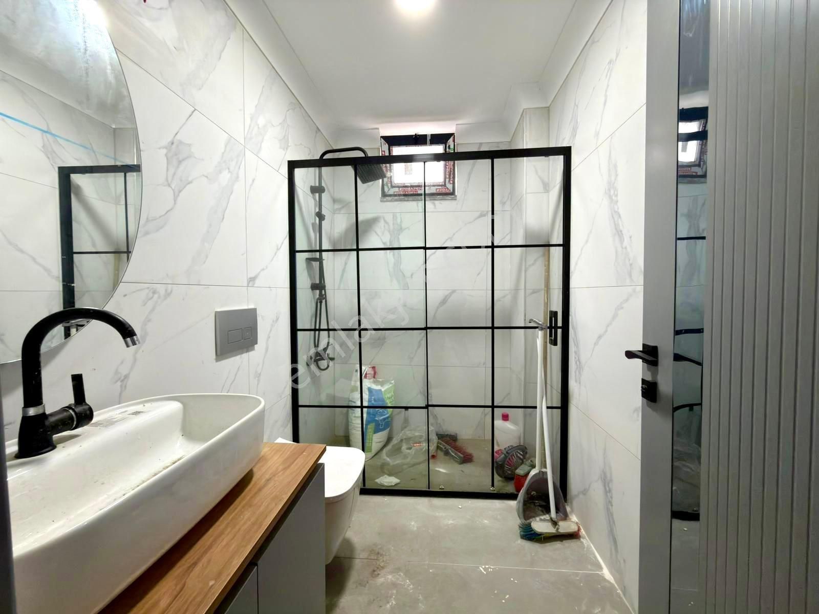 🏡 Referans'tan Altınkum'da Ön Cephe Ebeveyn Banyolu Asansörlü 2+1 Daire - Görsel 4