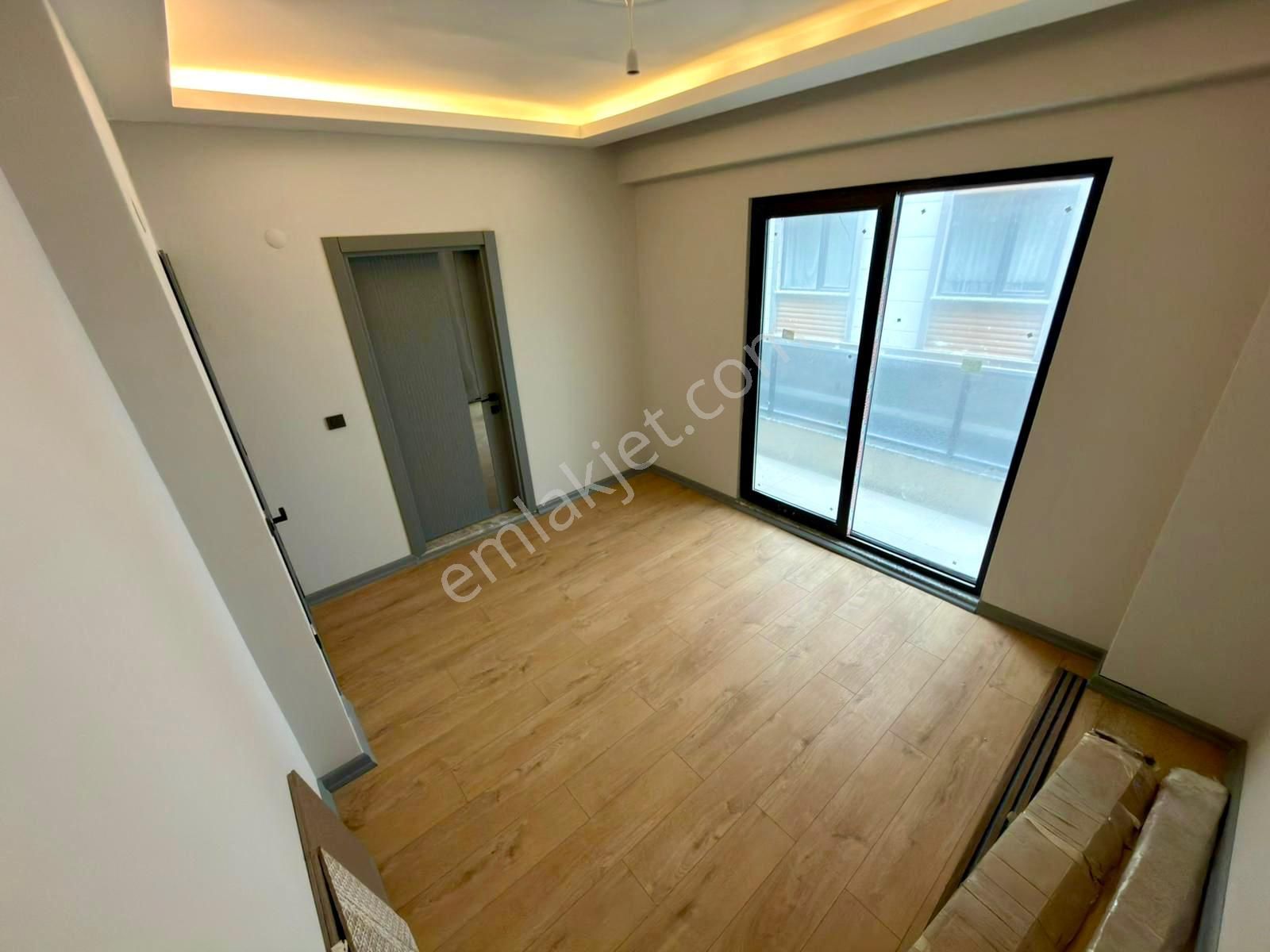 🏡 Referans'tan Altınkum'da Ön Cephe Ebeveyn Banyolu Asansörlü 2+1 Daire - Görsel 2