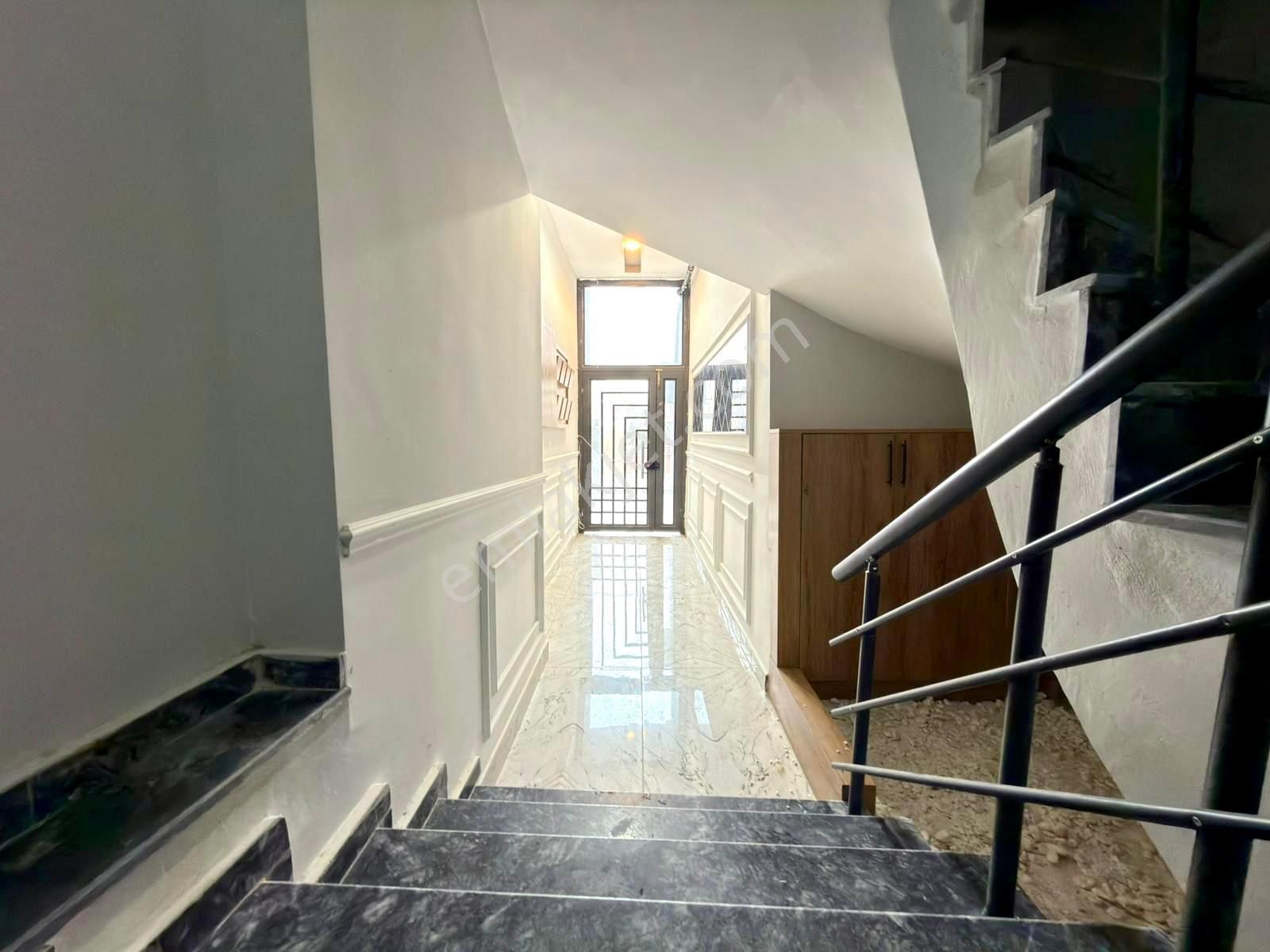 🏡 Referans'tan Altınkum'da Ön Cephe Ebeveyn Banyolu Asansörlü 2+1 Daire - Görsel 7