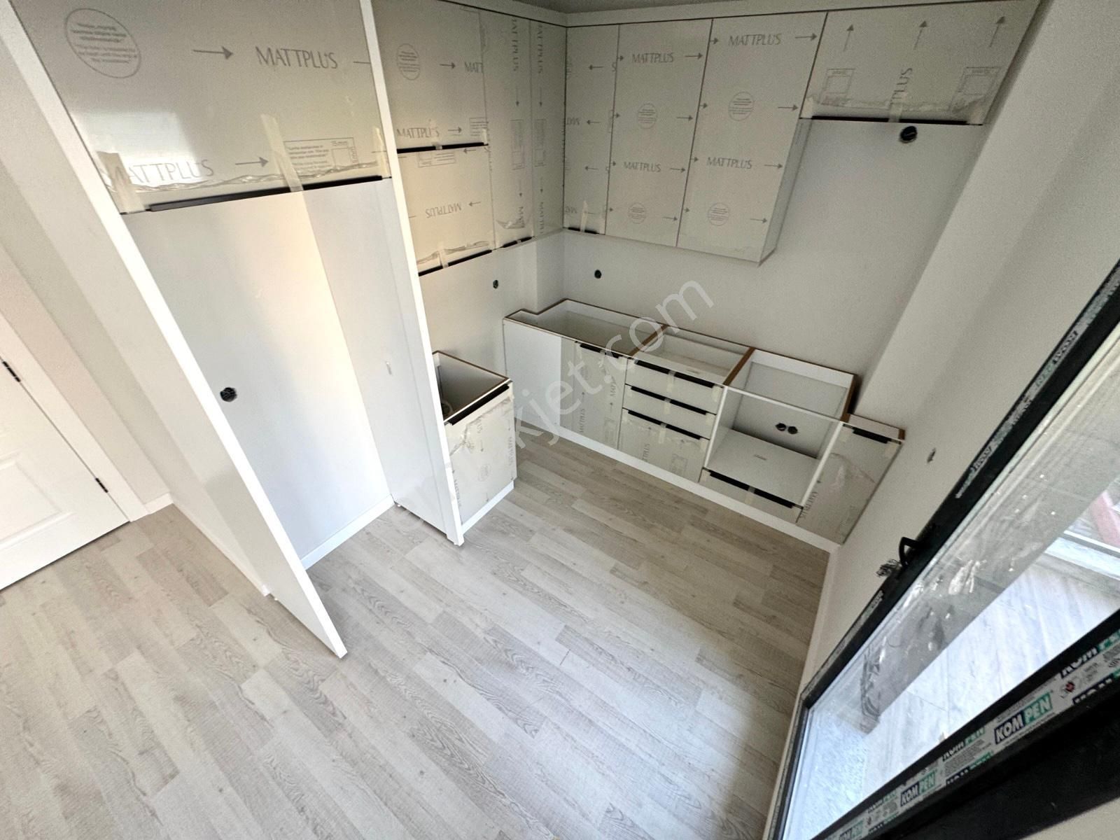 🏡 Referans'tan Akçay'da Çift Balkonlu Yerden Isıtmalı Şık Tasarım 1+1 Daire - Görsel 11