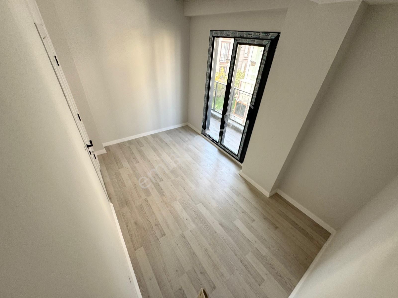 🏡 Referans'tan Akçay'da Çift Balkonlu Yerden Isıtmalı Şık Tasarım 1+1 Daire - Görsel 12