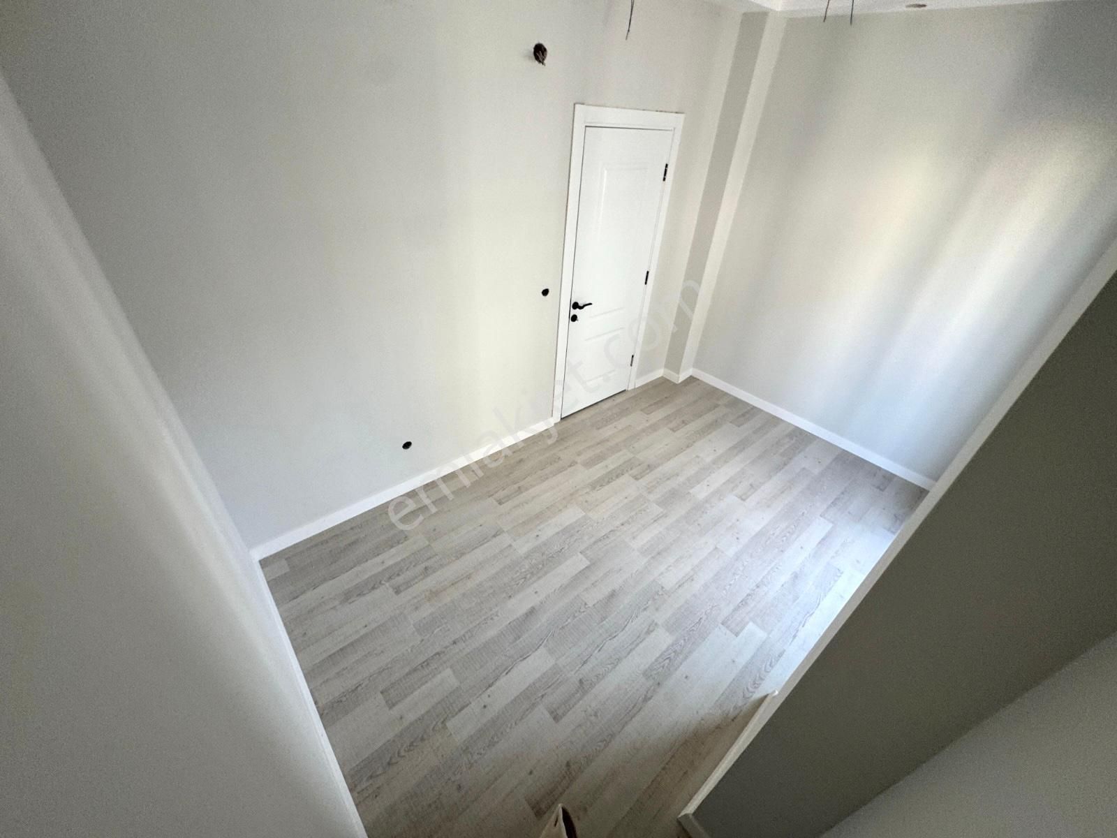 🏡 Referans'tan Akçay'da Çift Balkonlu Yerden Isıtmalı Şık Tasarım 1+1 Daire - Görsel 5