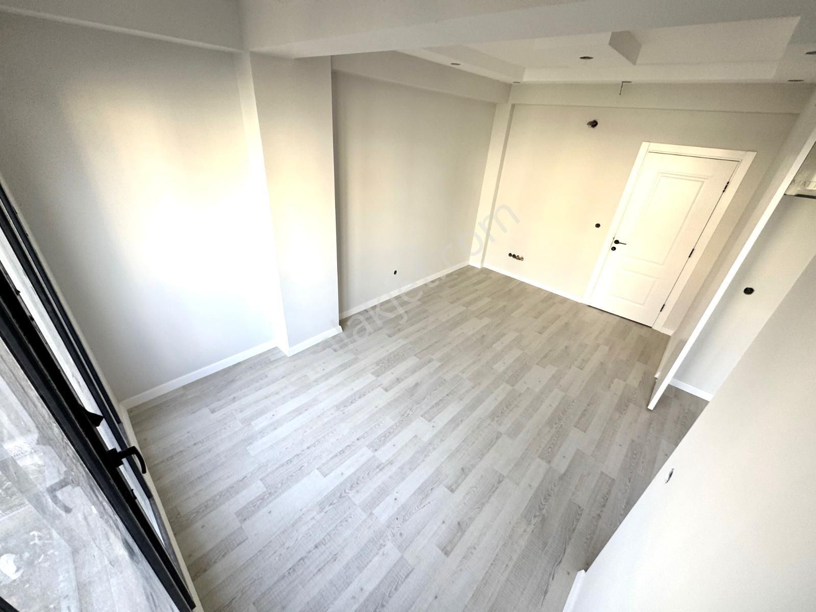 🏡 Referans'tan Akçay'da Çift Balkonlu Yerden Isıtmalı Şık Tasarım 1+1 Daire - Görsel 16