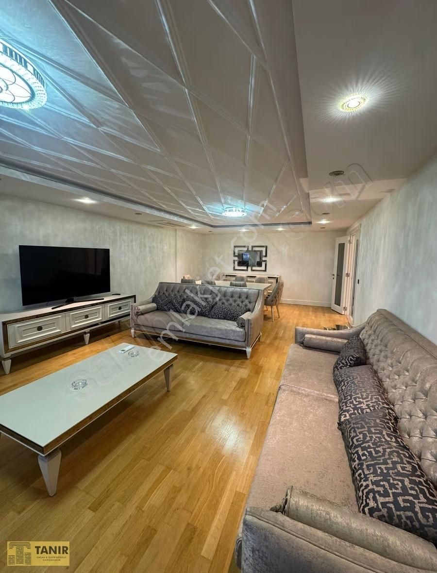 Bahçeşehir Sofa Gölet Manzaralı Lüks Tadilatlı 4+1 Daire Son Kat - Görsel 31