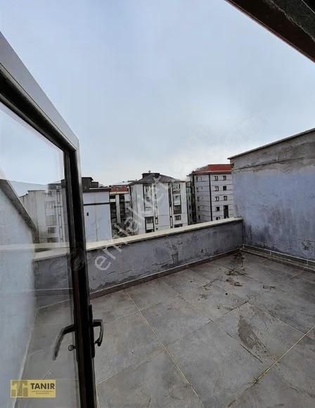 Hadımköy Merkez'de Karasu Konaklarında Satılık 3+2 Dubleks - Görsel 11