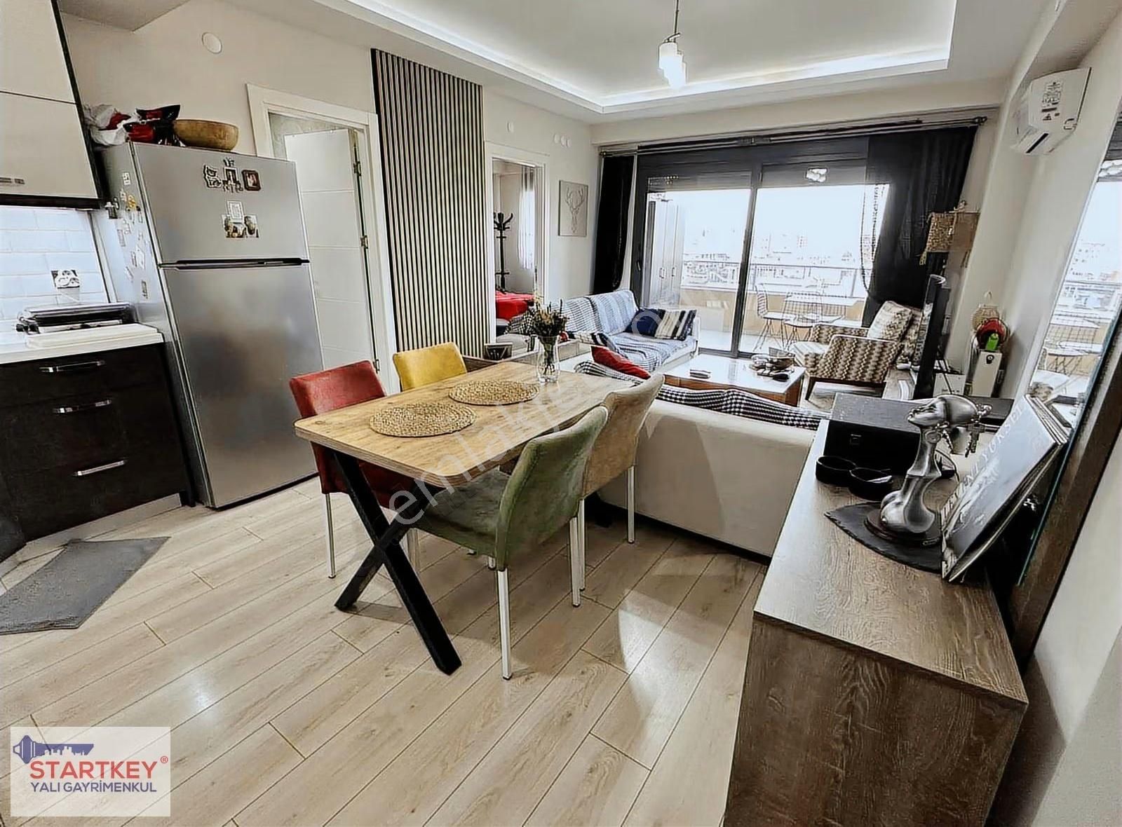 Çiğli'de Site İçi Full Eşyalı Satılık 1+1 Daire - Görsel 28