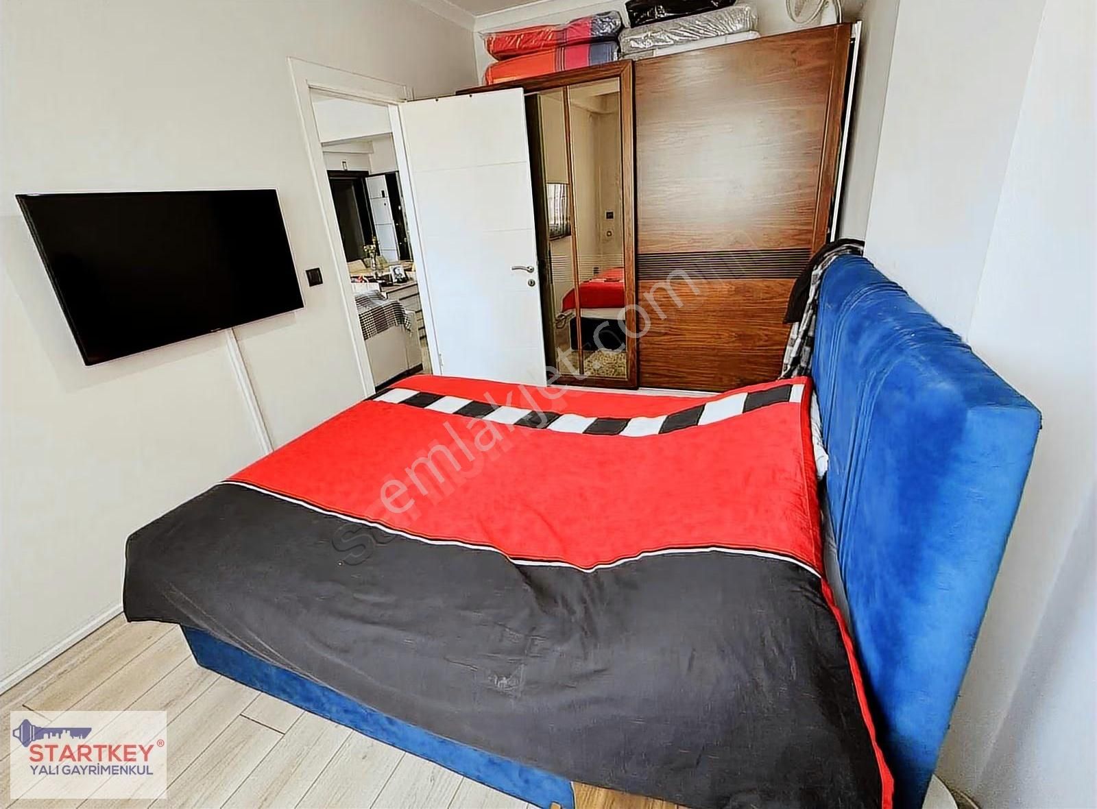 Çiğli'de Site İçi Full Eşyalı Satılık 1+1 Daire - Görsel 32