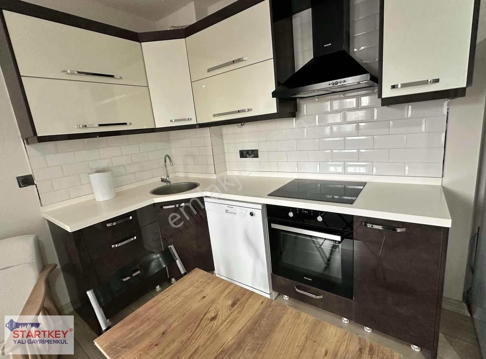 Çiğli,de Site İçi Yeni Eşyalı 1+1 Kiralık Daire - Görsel 7