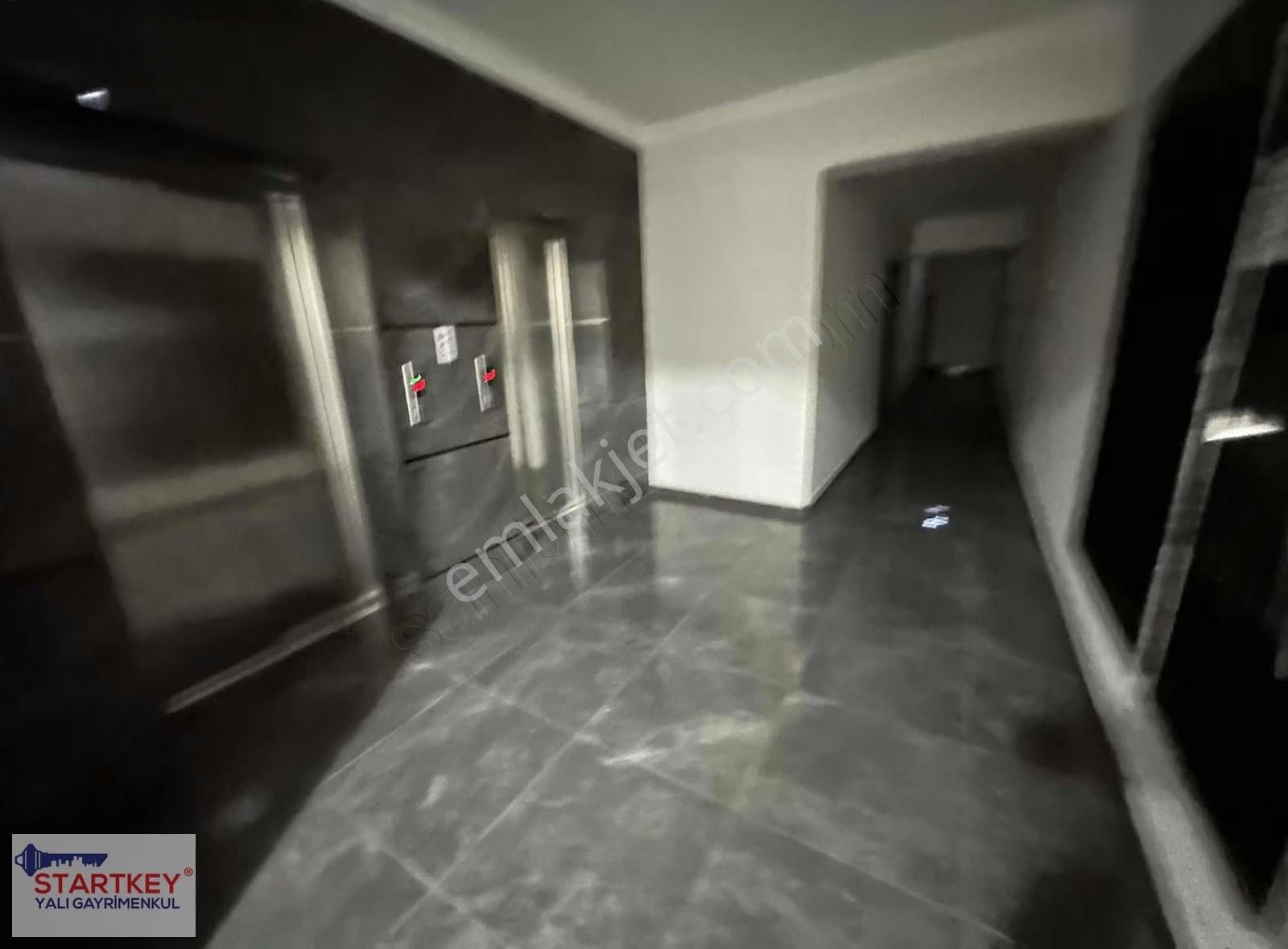 Çiğli,de Site İçi Yeni Eşyalı 1+1 Kiralık Daire - Görsel 18