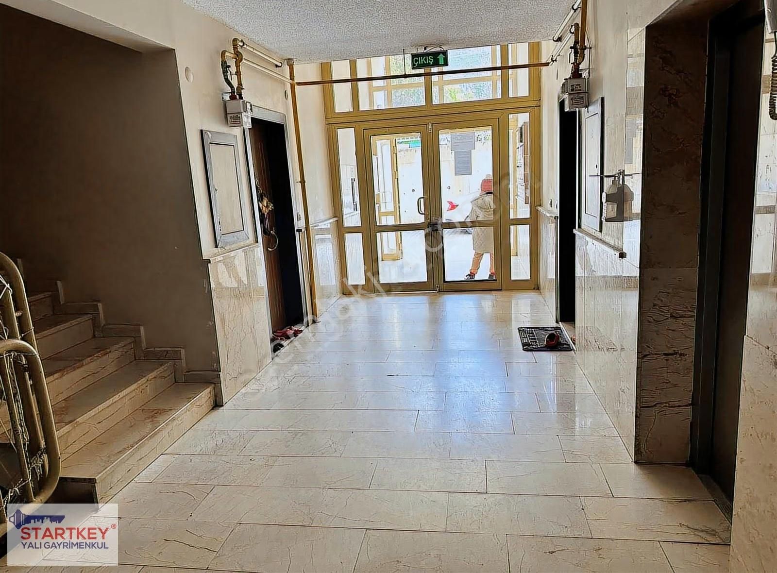 Çiğli Evka 5 De Site İçi Yeni Tadilatlı Satılık 3+1 Daire - Görsel 3