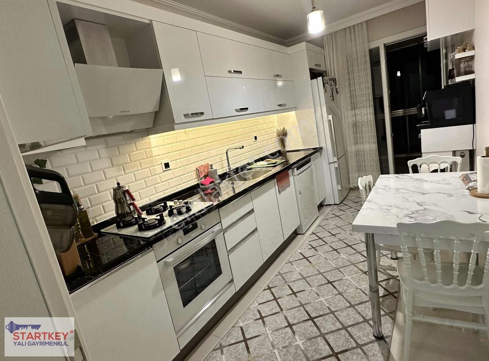 Menemen'de Site İçi 7/24 Güvenlikli Kiralık 3+1 Daire - Görsel 7