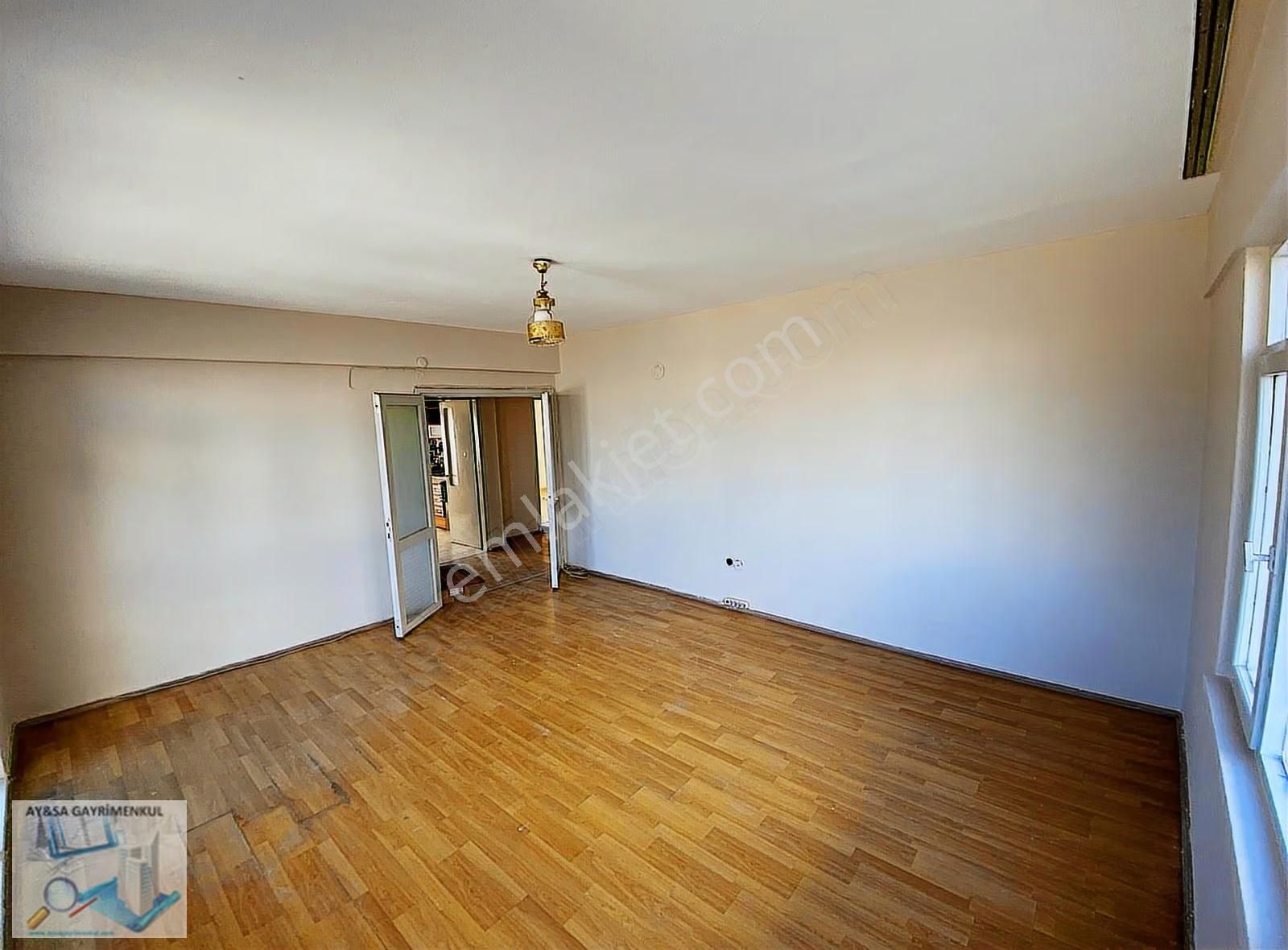 Ali Çetinkaya Caddesinde Tramvay Yolunda 2+1 110m2 Daire - Görsel 11