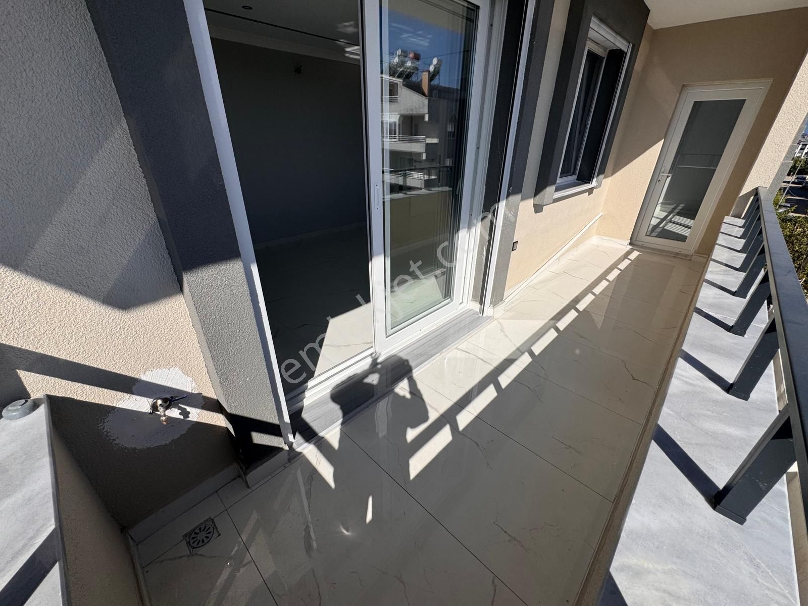 Didim Merkezde 2+1 Ön Cephe Geniş Lüks Satılık Daireler - Görsel 6