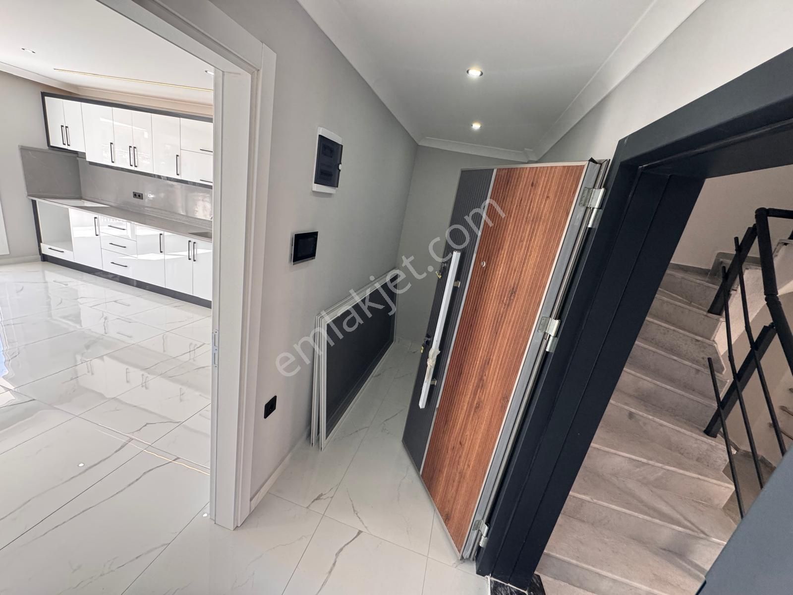 Didim Merkezde 2+1 Ön Cephe Geniş Lüks Satılık Daireler - Görsel 24