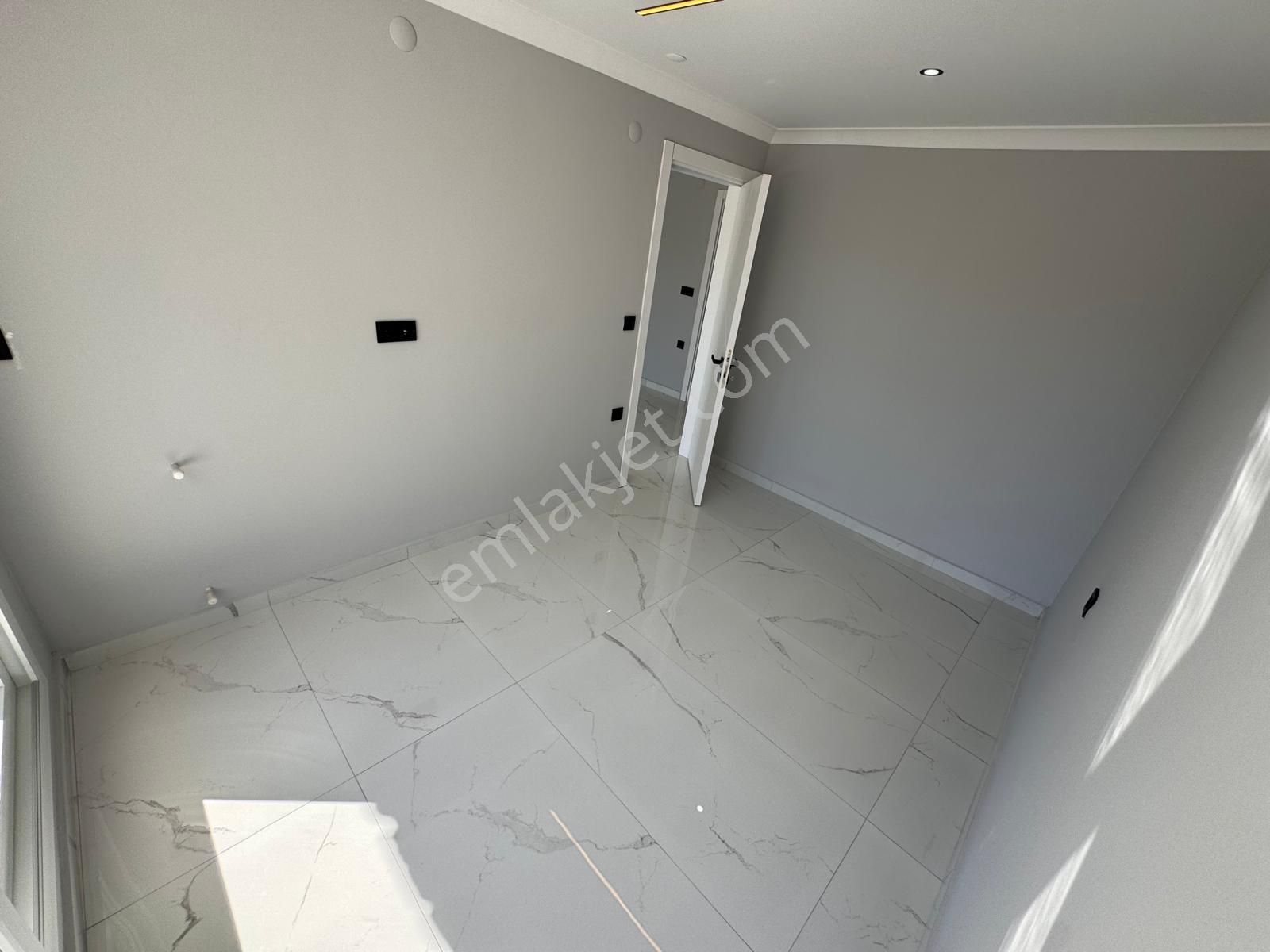 Didim Merkezde 2+1 Ön Cephe Geniş Lüks Satılık Daireler - Görsel 18