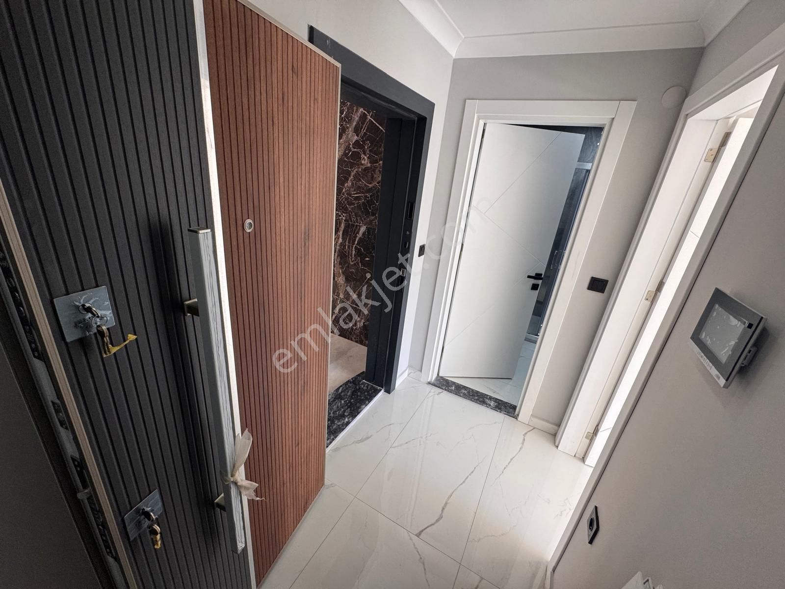 Didim Merkezde 2+1 Ön Cephe Geniş Lüks Satılık Daireler - Görsel 17