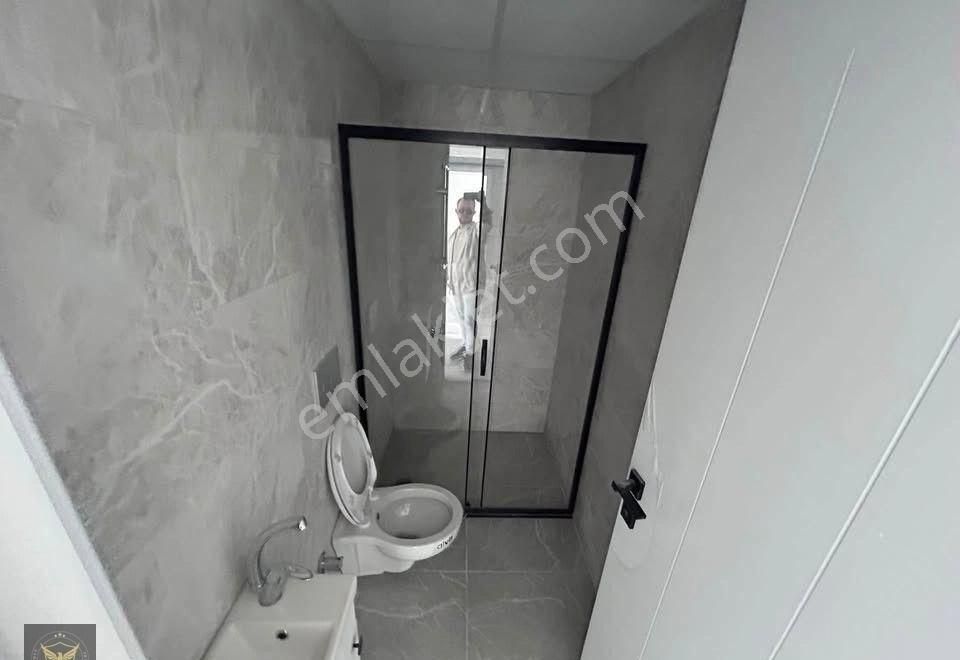 Metrobüse Yürüme Mesafesinde Geniş M2'li Fırsat 2+1 Dairemiz - Görsel 6