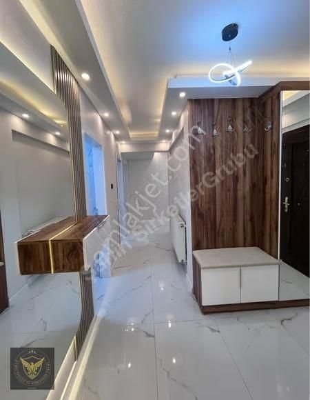 Metrobüse Yakın Ayrı Mutfaklı Oturuma Hazır Fırsat Dairemiz - Görsel 11