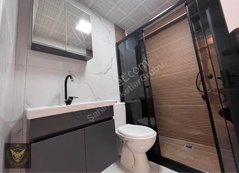 Metrobüse Yakın Ayrı Mutfaklı Oturuma Hazır Fırsat Dairemiz - Görsel 14