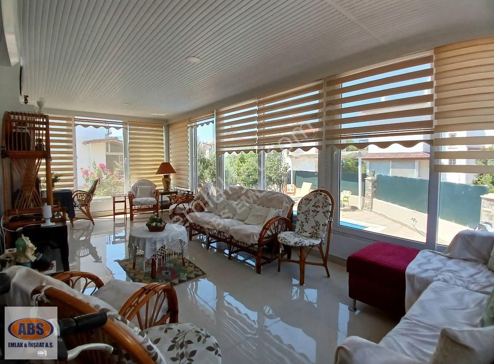 Didim Akbükte Geniş Bahçeli / Müstakil Havuzlu Satılık Villa - Görsel 19