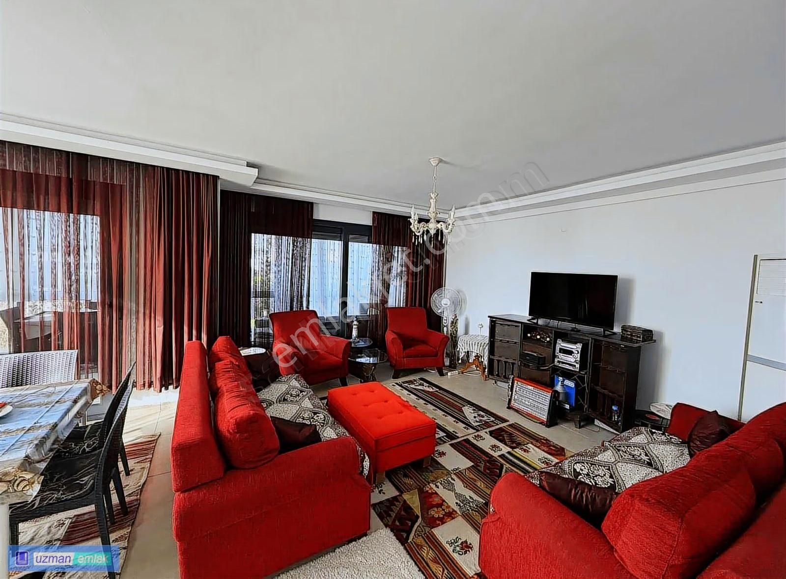 Full Deniz Mazaralı Geniş Bahçe Havuzlu Bakımlı Villa - Görsel 16