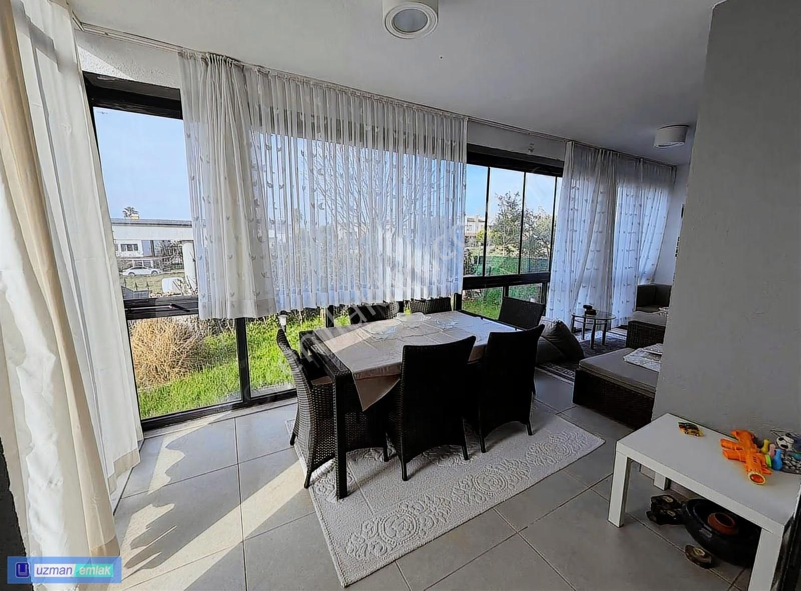 Full Deniz Mazaralı Geniş Bahçe Havuzlu Bakımlı Villa - Görsel 17