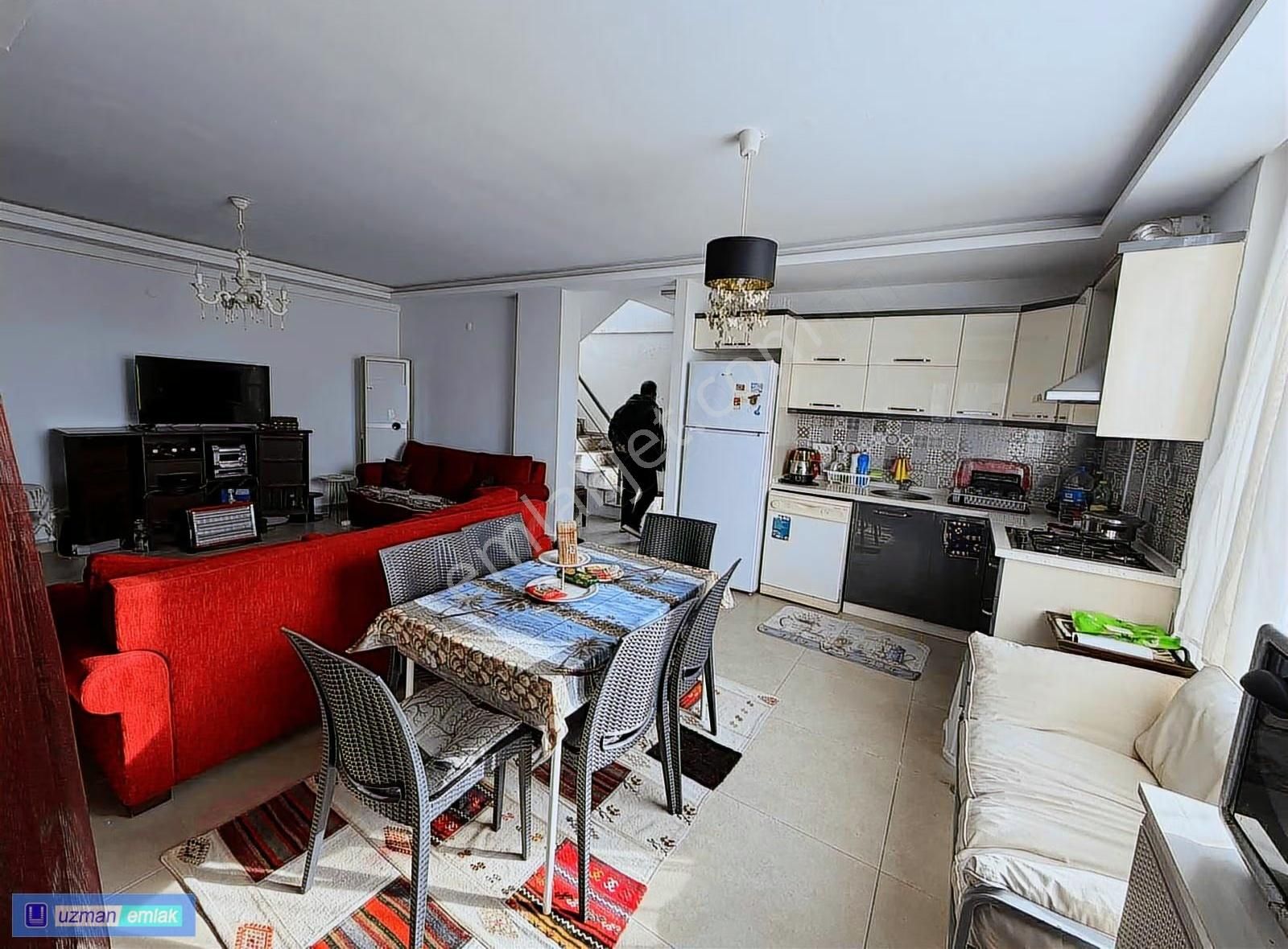 Full Deniz Mazaralı Geniş Bahçe Havuzlu Bakımlı Villa - Görsel 13