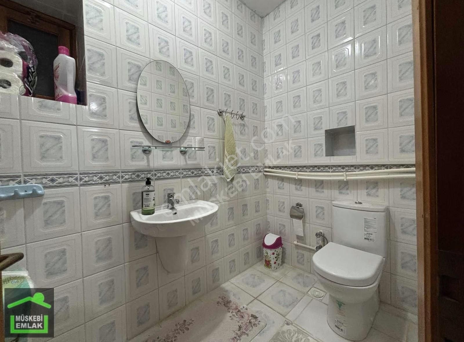 Ortakent Merkezde Mandalin Bahçesi İçinde 3+1 Tek Kat Taş Ev - Görsel 11