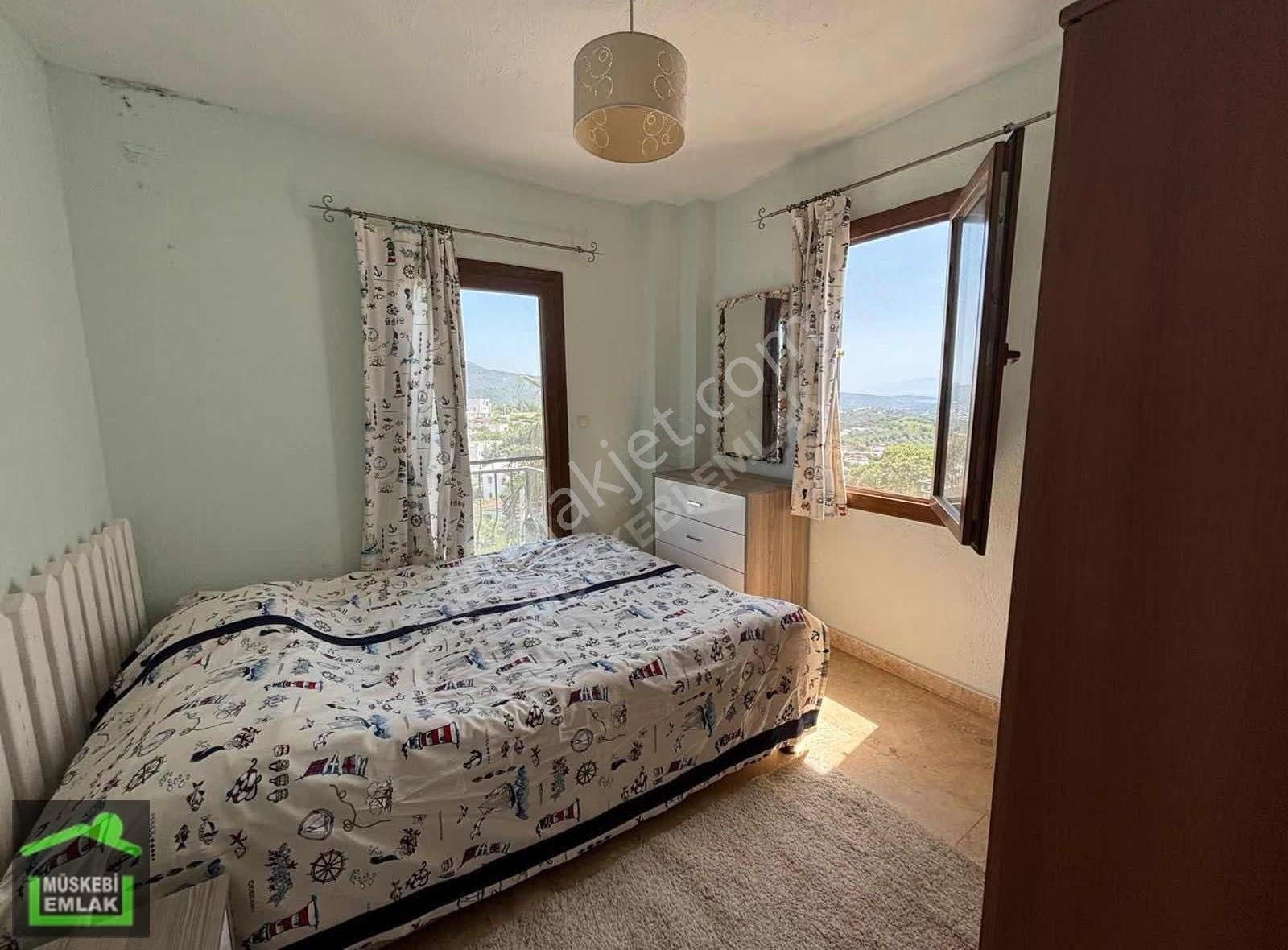 Yakaköyde Site İçinde Kiralık 2+1 Eşyalı Kat Dubleksi - Görsel 2