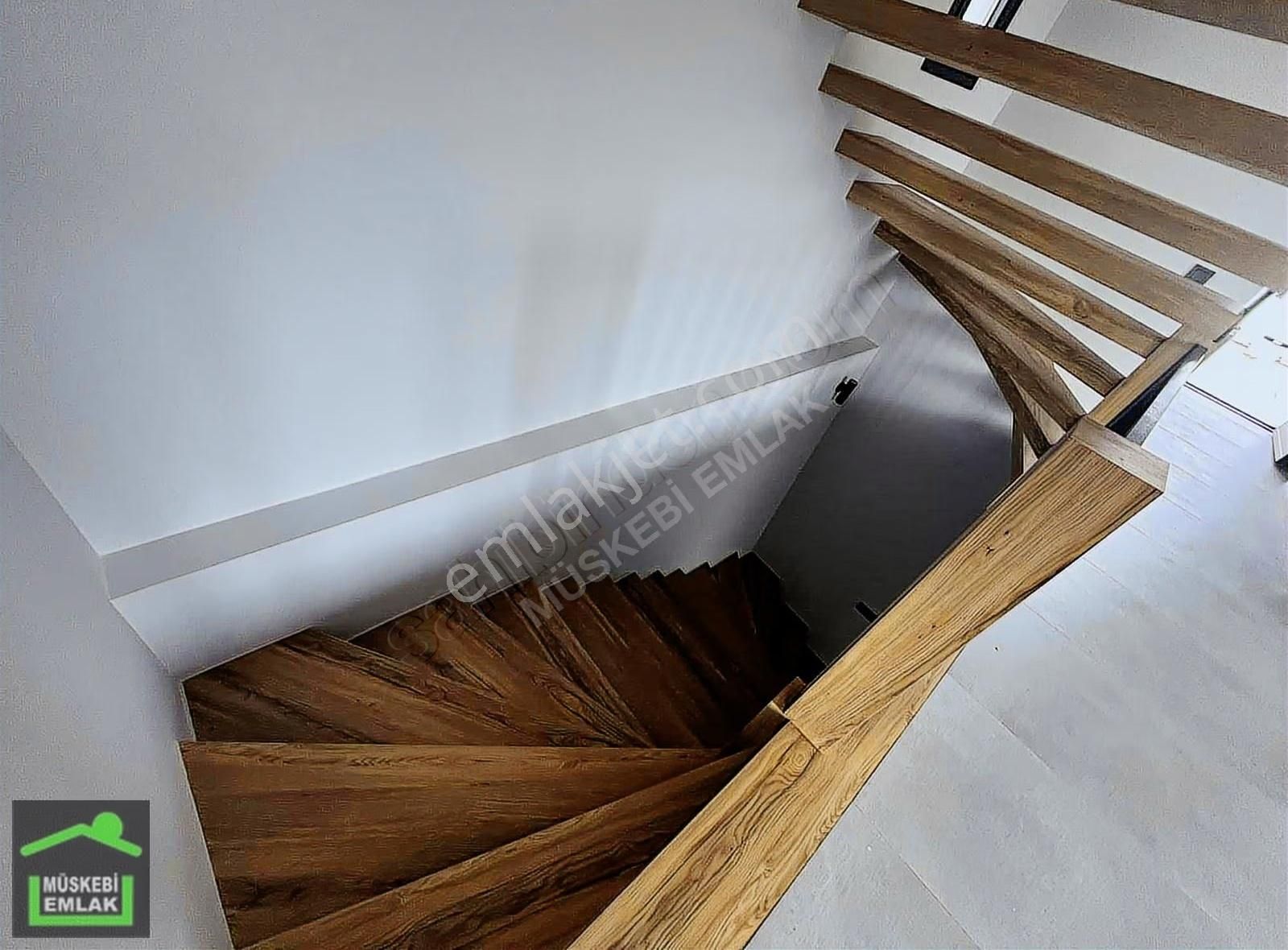 Bodrum Ortakent Merkez 4+1 Havuzlu Kiralık Tripleks Villa - Görsel 9