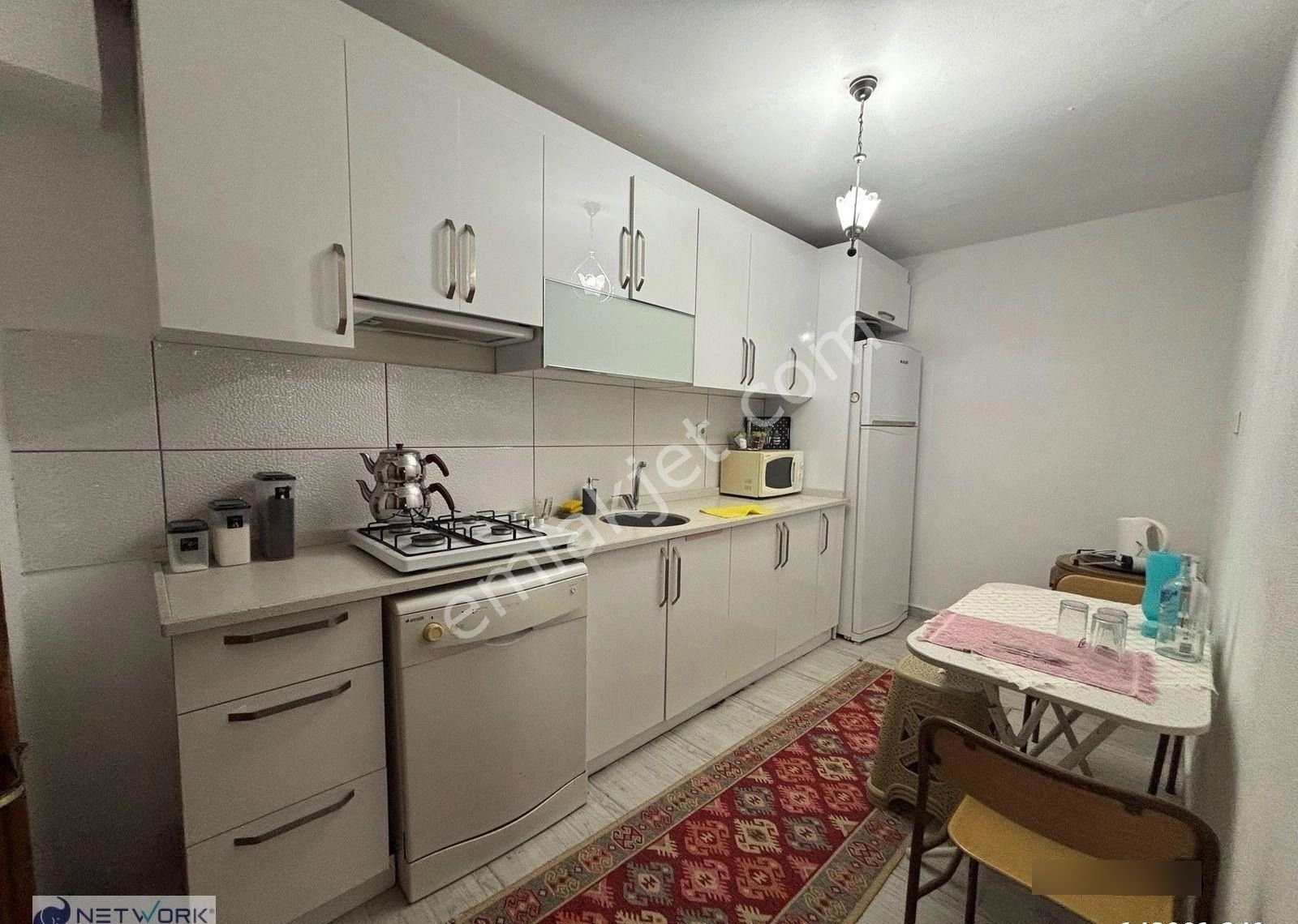Kuşadası Camiatik'te Denize Yakın, Şehir Merkezindize Yakın, Şehir Merkezinde 3+1 Eşyalı 130m² Daire - Görsel 11