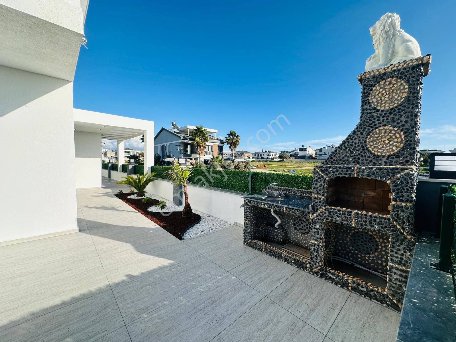 Didim Hisar Mahallesinde Havuzlu Otoparklı Satılık Lüks Villa Burayı Kaçırma - Görsel 22