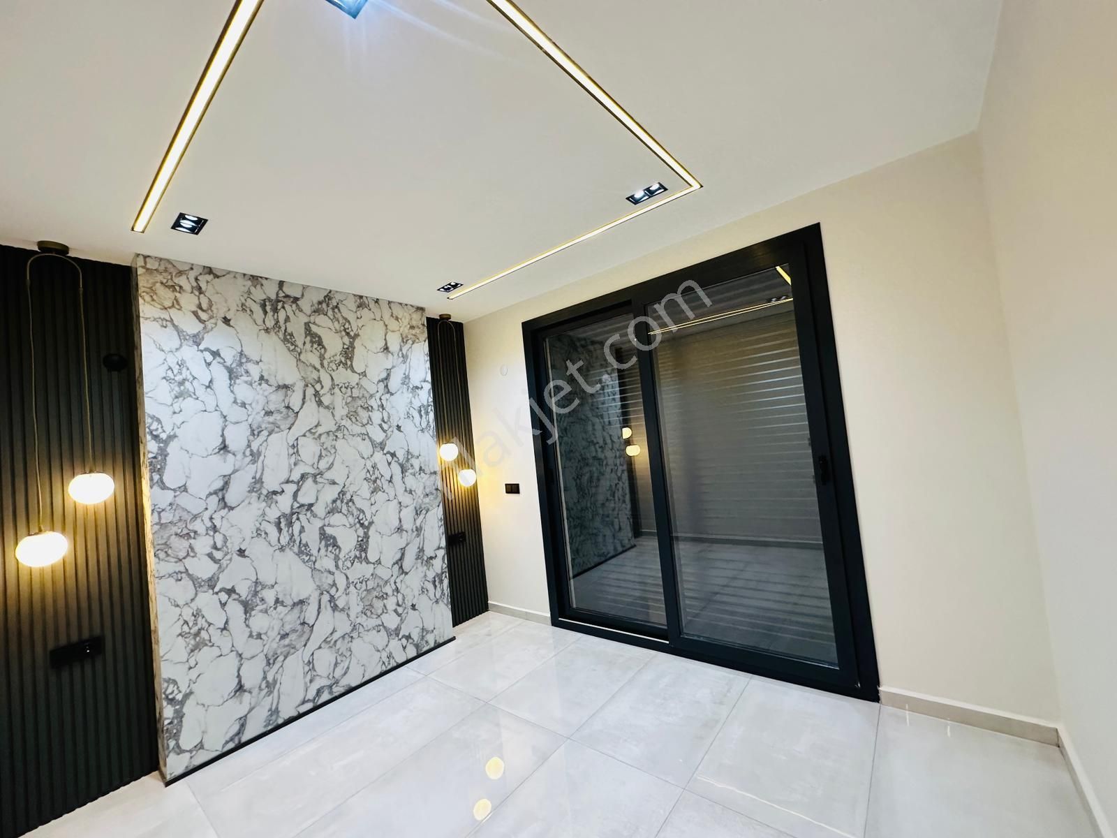 Didim Hisar Mahallesinde Havuzlu Otoparklı Satılık Lüks Villa Burayı Kaçırma - Görsel 6